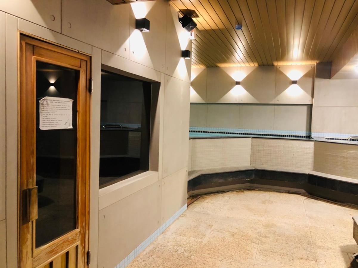 Single Inn- Kaohsiung Linsen Екстер'єр фото